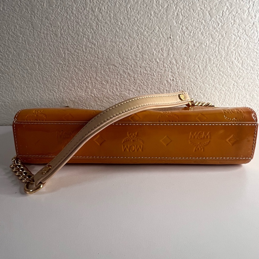 MCM Amber Crossbody Bag with Gold Chain - Picture 3 of 6